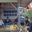 Caption : Kecamatan Bojongsari bersama DPUPR dan warga membahas permasalahan banjir di wilayah Pondok Petir, Depok. (Rachmat CH)