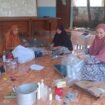 Aktivitas bank sampah dalam mengurangi sampah rumah rumah tangga dilingkungan RW15, Pondok Petir, Depok. Foto : Indra