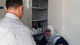 Camat Bojongsari, Rizal Farhan melakukan sidak kesiapan ASN di kantor Kelurahan Curug, Bojongsari, Depok. (Rahcmat CH)