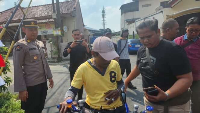 
					Polres Metro Depok menangkap salah satu matel yang berada di Jalan Legong, Sukmajaya, Depok. (Dicky)