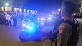 Petugas gabungan saat melaksanakan patroli skala besar di Kota Depok. (Dicky)