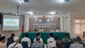 Muspika Kecamatan Bojongsari menggelar doa bersama di kantor Kecamatan Bojongsari, Depok.