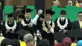 Tangkapan layar Rektor UI Prof Heri Hermansyah saat memberikan arahan penggalangan dana abadi saat pelaksanaan wisuda UI. (Istimewa)