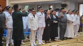 Sejumlah ASN mengambil sumpah jabatan saat mutasi jabatan di Pemerintahan Kota Depok. (Dicky)