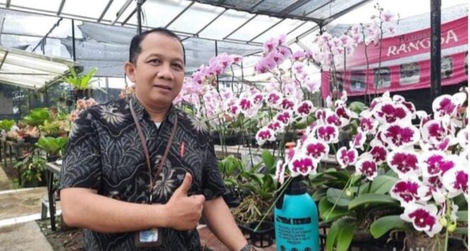 
					BRI KC Pasar Minggu Salurkan KUR Mikro, salah satunya ke pembudidaya anggrek bulan. Foto : Istimewa