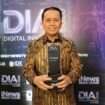Dirjen Bina Keuda Kemendagri, Agus Fatoni menerima penghargaan Digital Innovation Awards 2026 kategori Digital Innovation in Public Services yang diselenggarakan oleh iNews Media Group di kantor iNews Tower Kebon Sirih Jakarta Pusat, Jumat, 22 Mei 2026. Foto : Istimewa